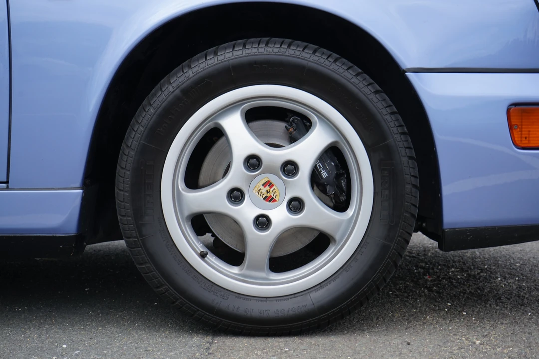 1992 Porsche 964 Carrera 4 - Image 29 of 31