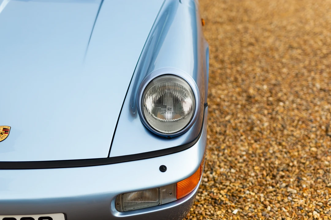 1992 Porsche 964 Carrera 4 - Image 13 of 31