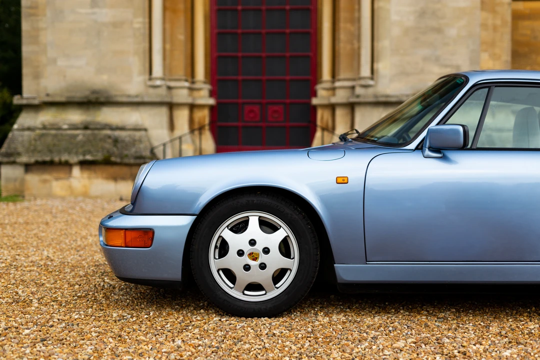 1992 Porsche 964 Carrera 4 - Image 20 of 31