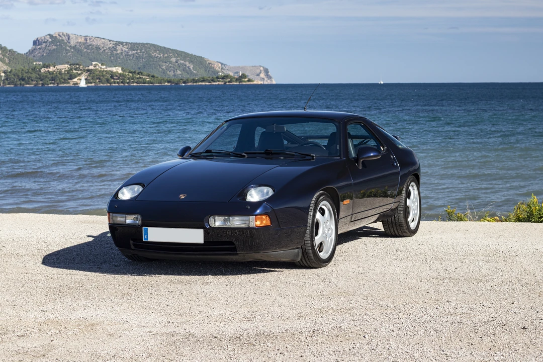 1992 Porsche 928 GTS - Image 9 of 31