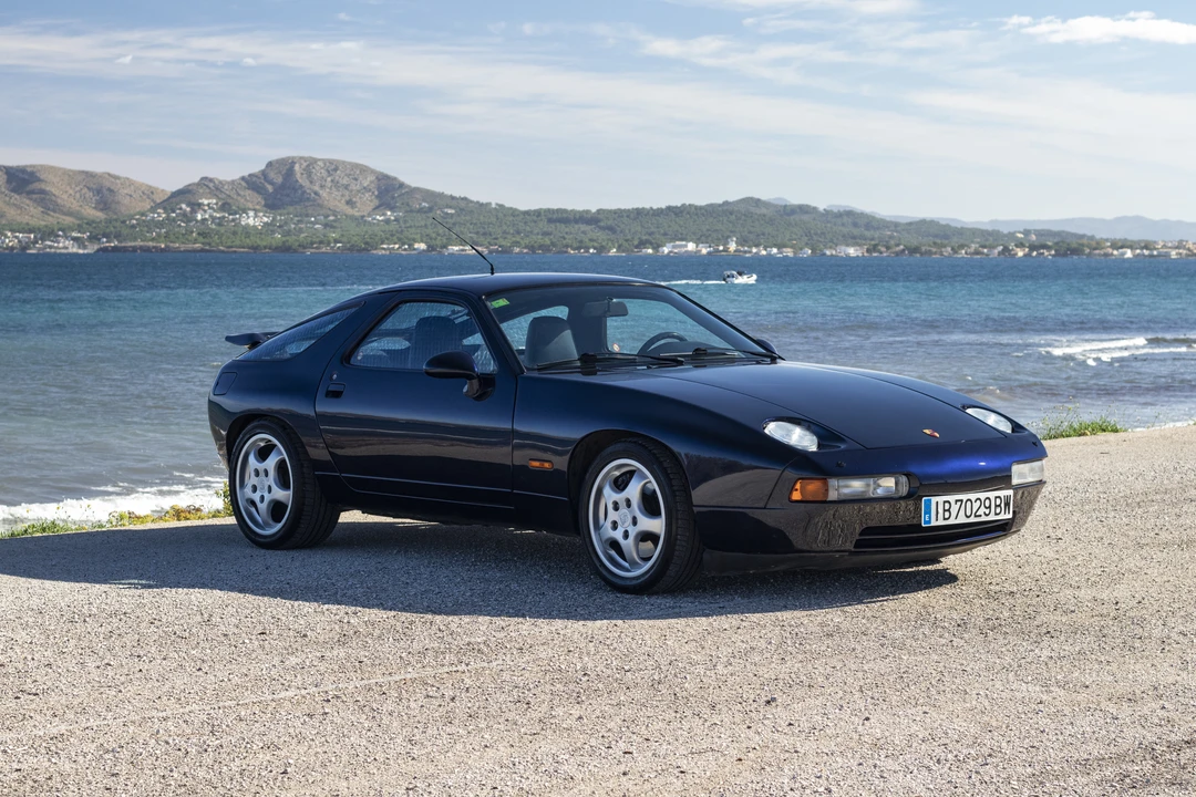 1992 Porsche 928 GTS - Image 11 of 31