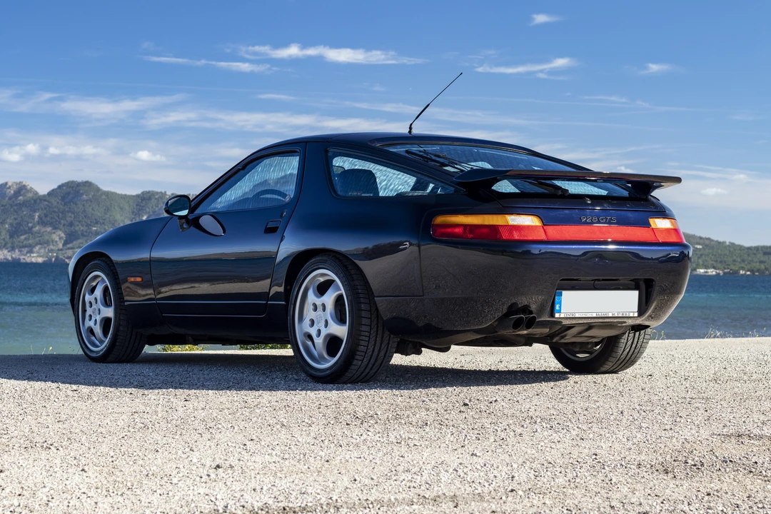 1992 Porsche 928 GTS - Image 7 of 31