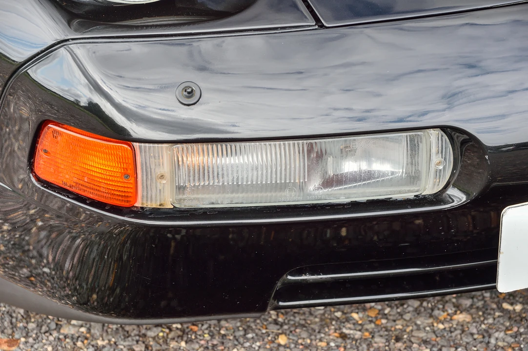 1989 Porsche 928 GTS - Image 24 of 31