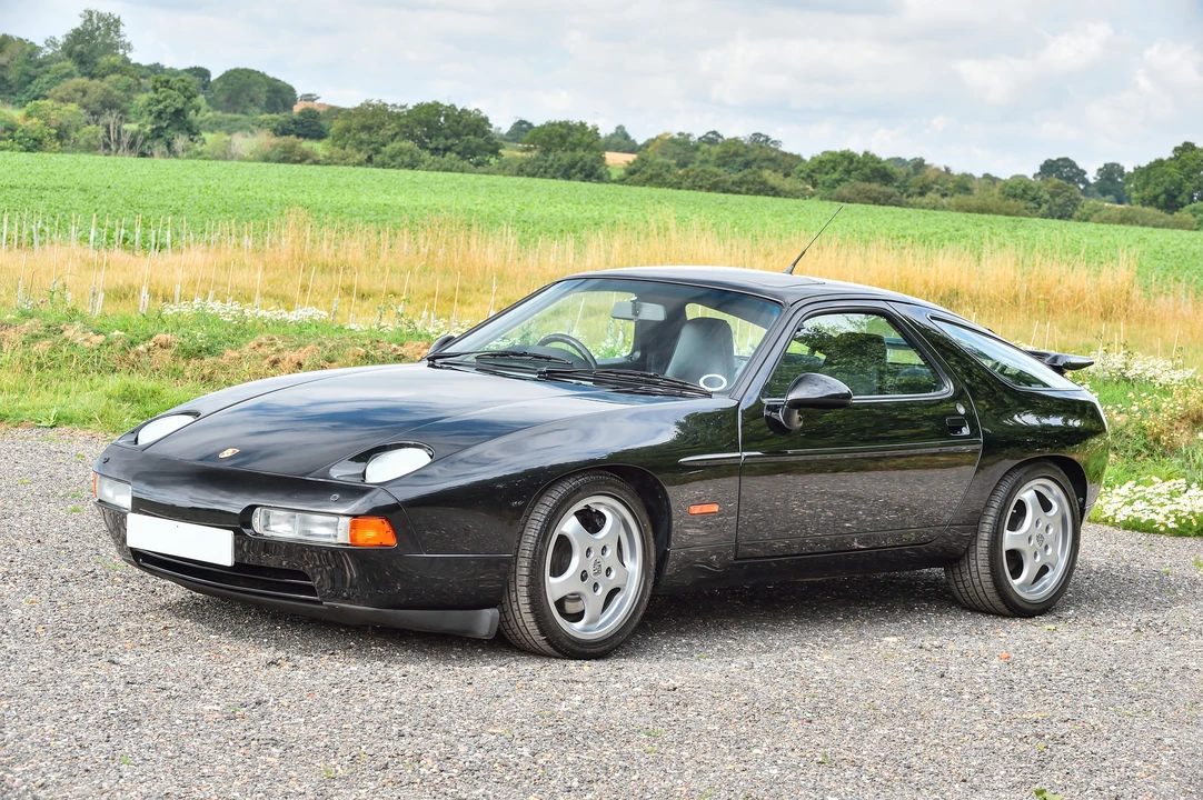 1989 Porsche 928 GTS - Image 12 of 31