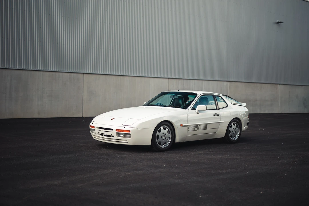 1992 Porsche 944 S2 - Image 9 of 31