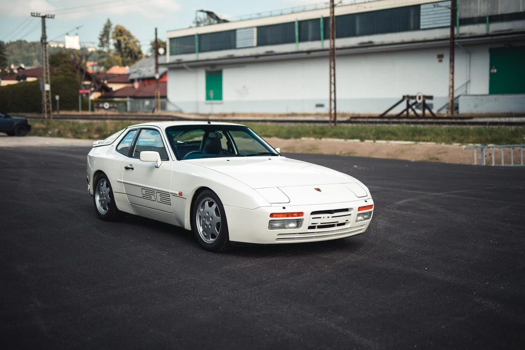 1992 Porsche 944 S2 - Image 3 of 31