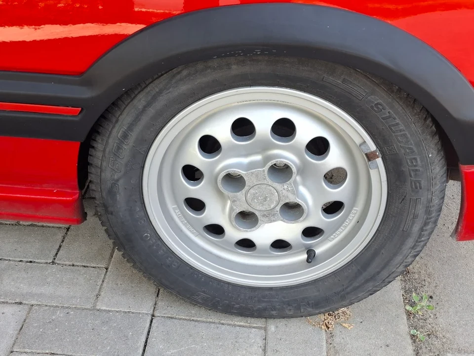 1992 Peugeot 205 GTI - Image 9 of 30