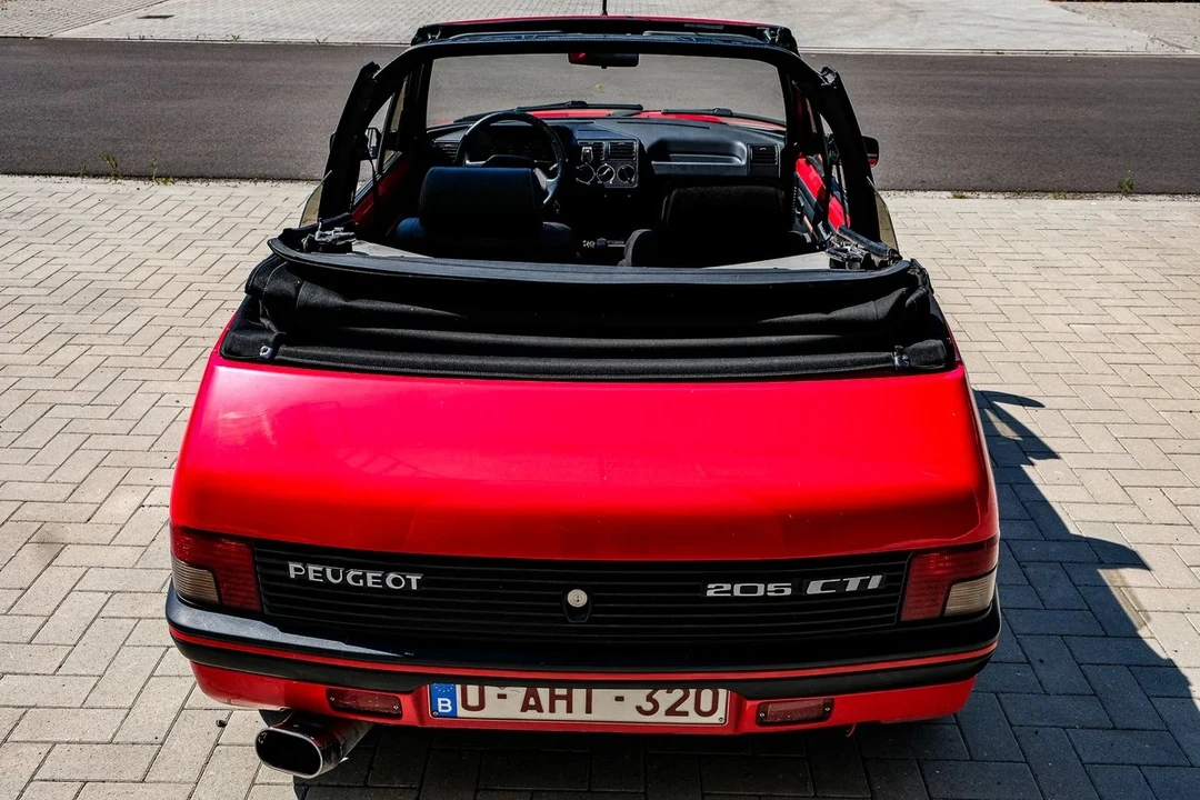 1992 Peugeot 205 GTI - Image 5 of 30