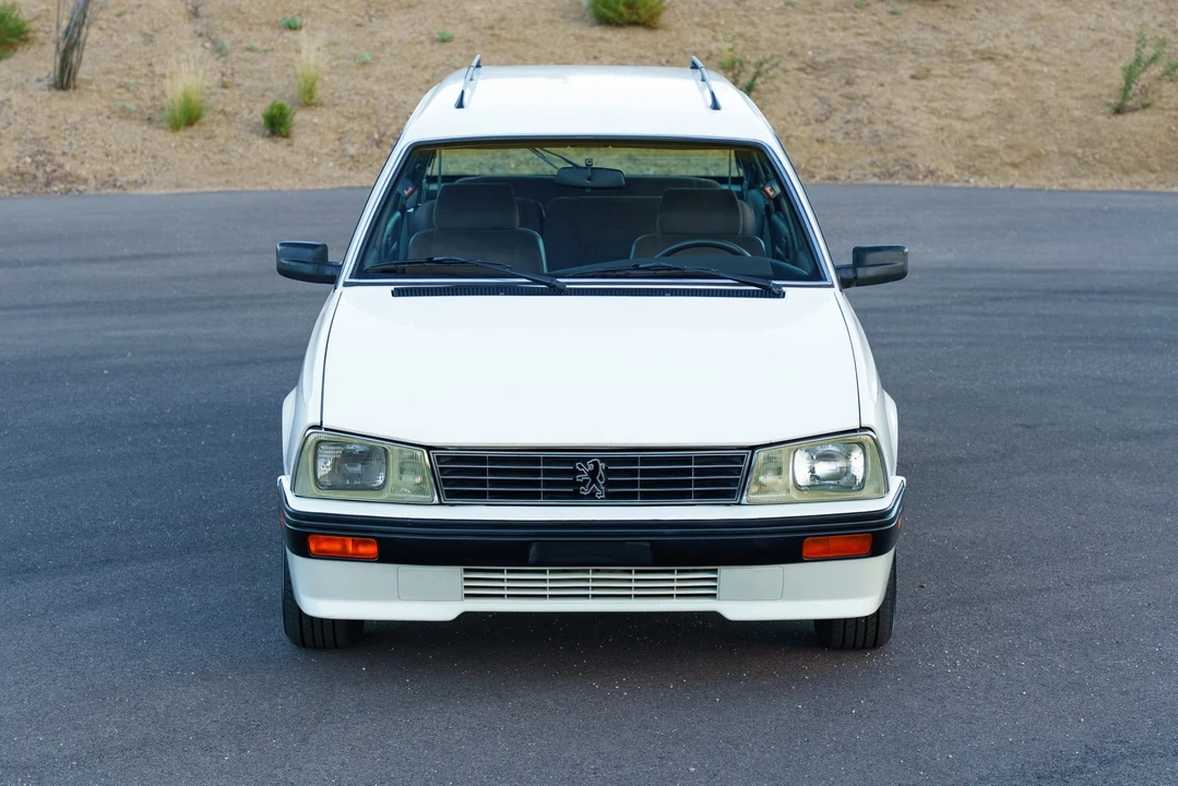 1992 Peugeot 504 - Image 8 of 31