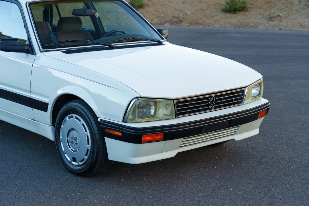 1992 Peugeot 504 - Image 27 of 31