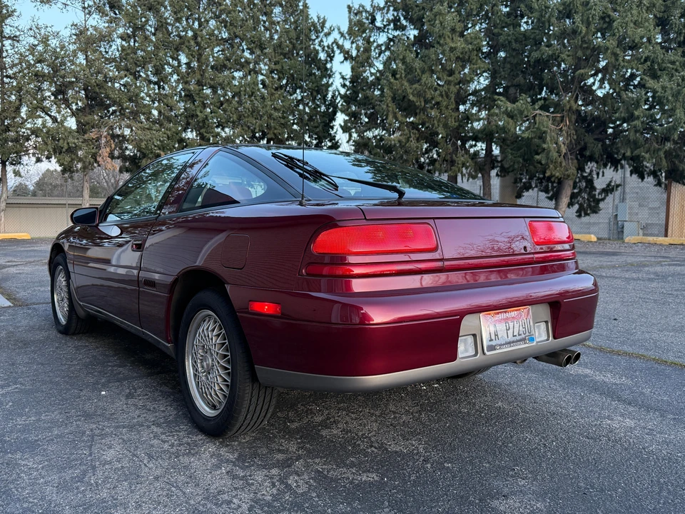 1992 Plymouth Laser - Image 18 of 30