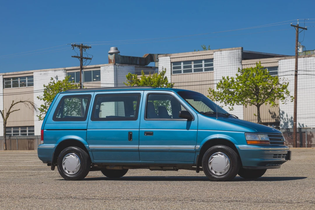 1992 Plymouth Voyager & Grand Voyager - Image 19 of 31