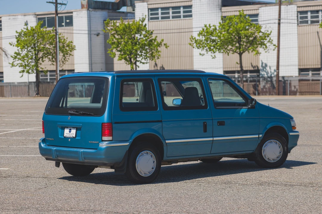 1992 Plymouth Voyager & Grand Voyager - Image 15 of 31
