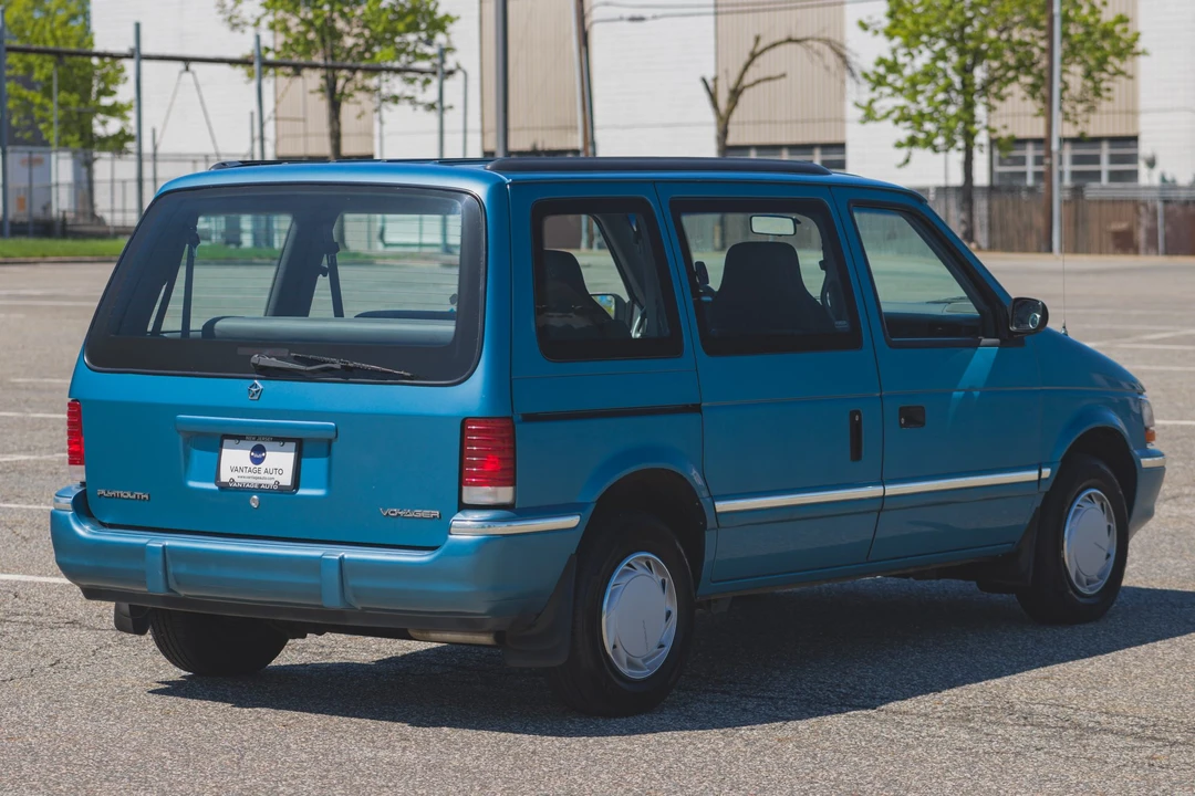 1992 Plymouth Voyager & Grand Voyager - Image 14 of 31