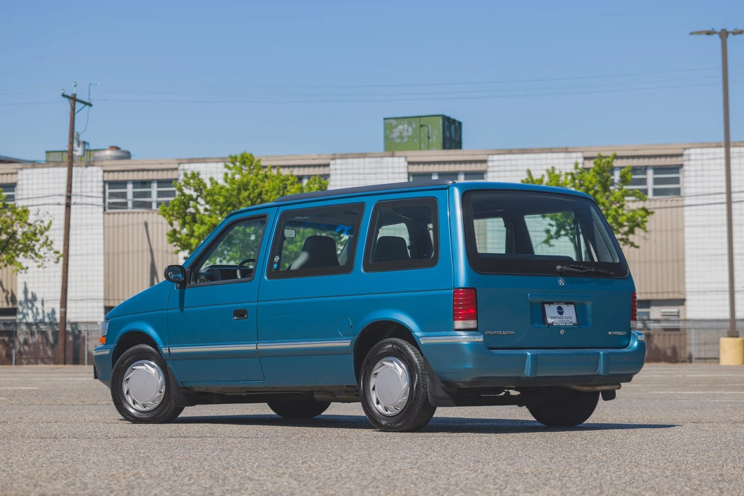 1992 Plymouth Voyager & Grand Voyager - Image 9 of 31