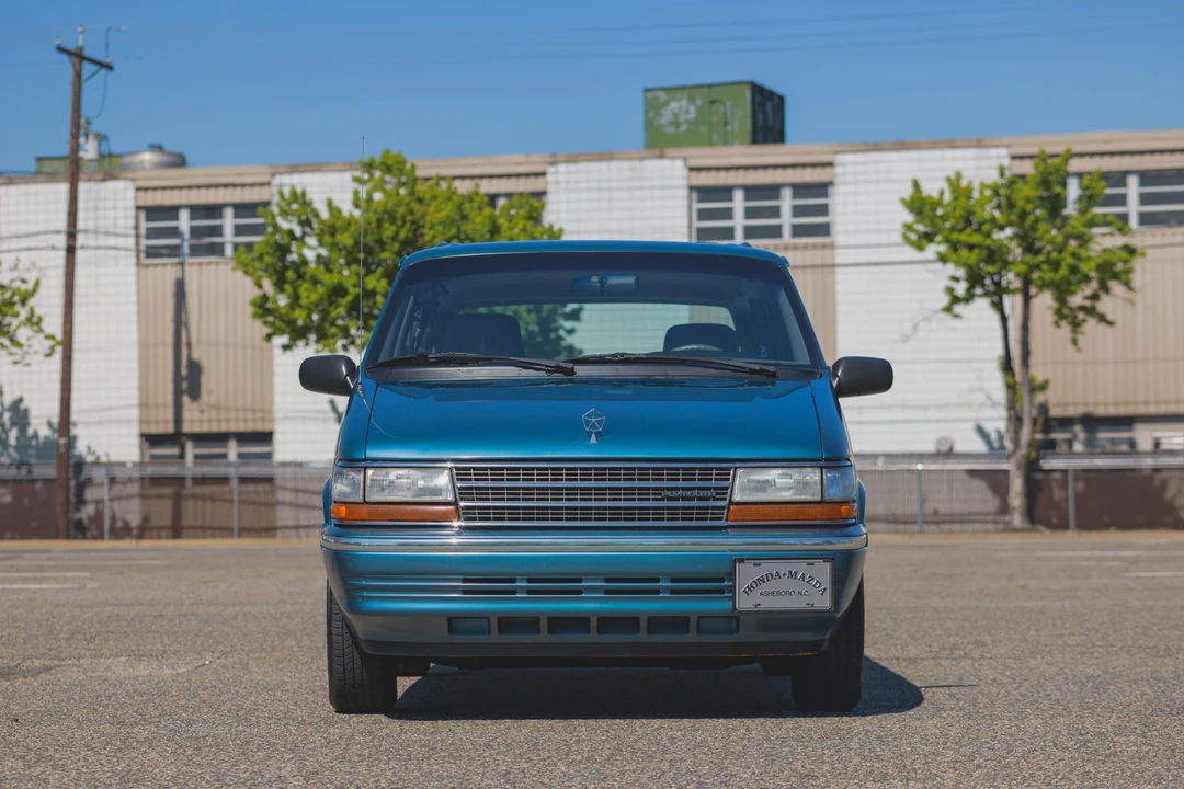 1992 Plymouth Voyager & Grand Voyager - Image 24 of 31