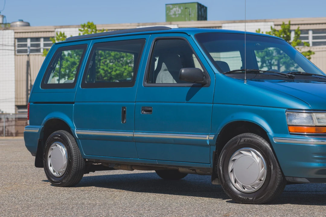 1992 Plymouth Voyager & Grand Voyager - Image 27 of 31