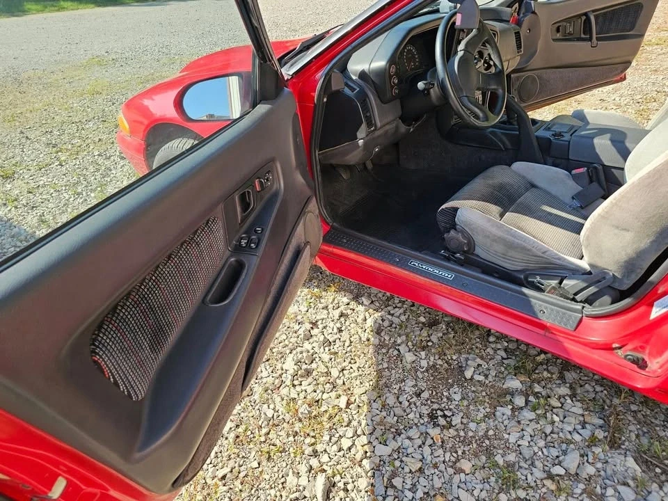 1992 Plymouth Laser - Image 3 of 7