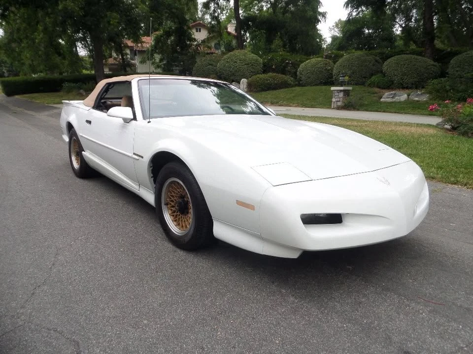 1992 Pontiac Firebird 3rd Gen - Image 16 of 19