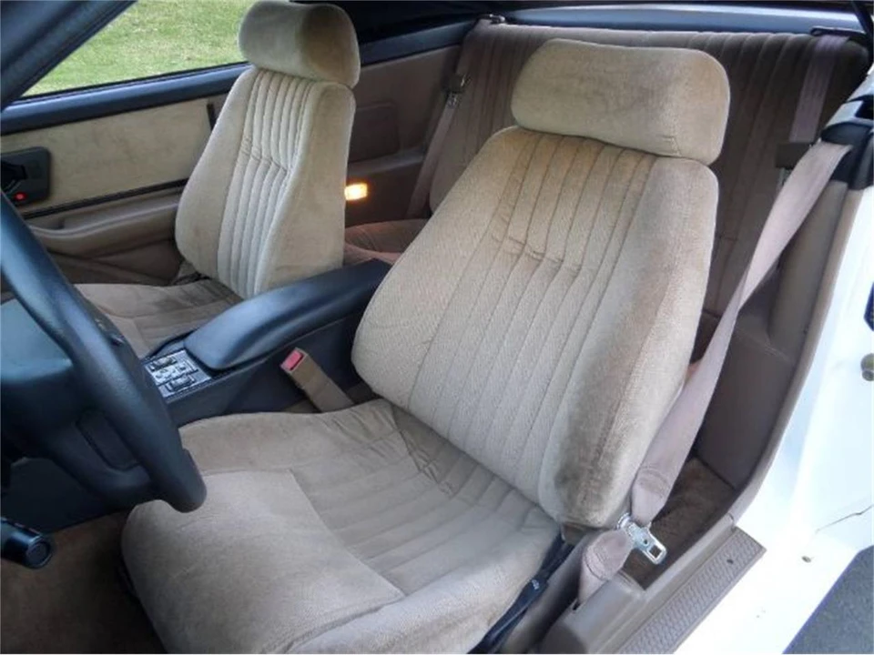 1992 Pontiac Firebird 3rd Gen - Image 9 of 20