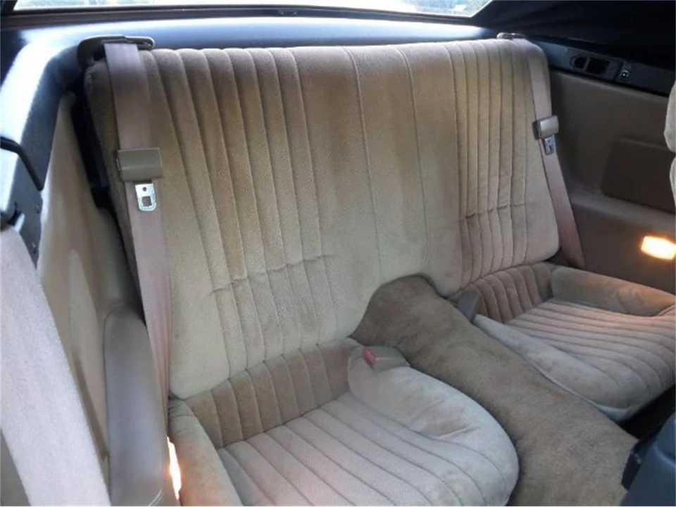 1992 Pontiac Firebird 3rd Gen - Image 7 of 20