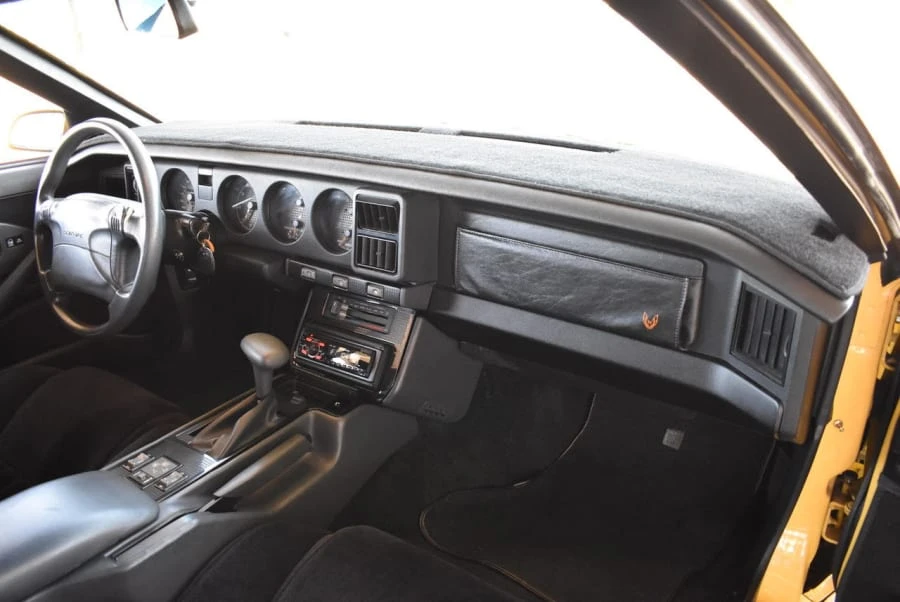 1992 Pontiac Firebird 3rd Gen - Image 6 of 12