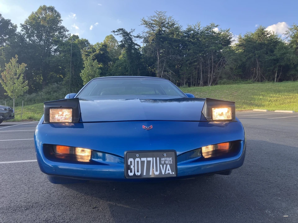 1992 Pontiac Firebird 3rd Gen - Image 10 of 31