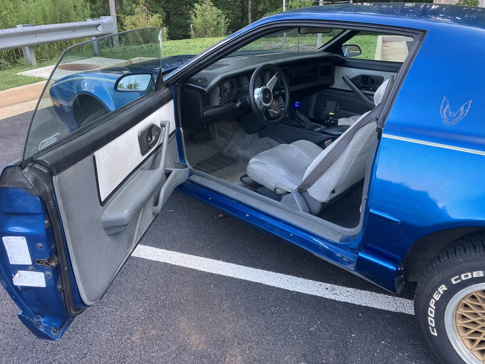 1992 Pontiac Firebird 3rd Gen - Image 26 of 31