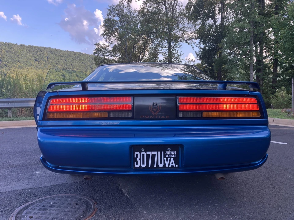 1992 Pontiac Firebird 3rd Gen - Image 6 of 31
