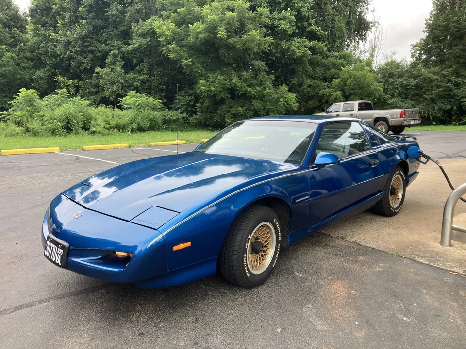 1992 Pontiac Firebird 3rd Gen - Image 2 of 31
