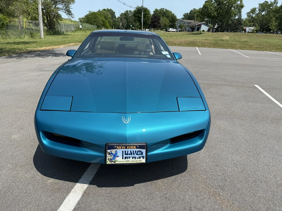 1992 Pontiac Firebird 3rd Gen - Image 3 of 31