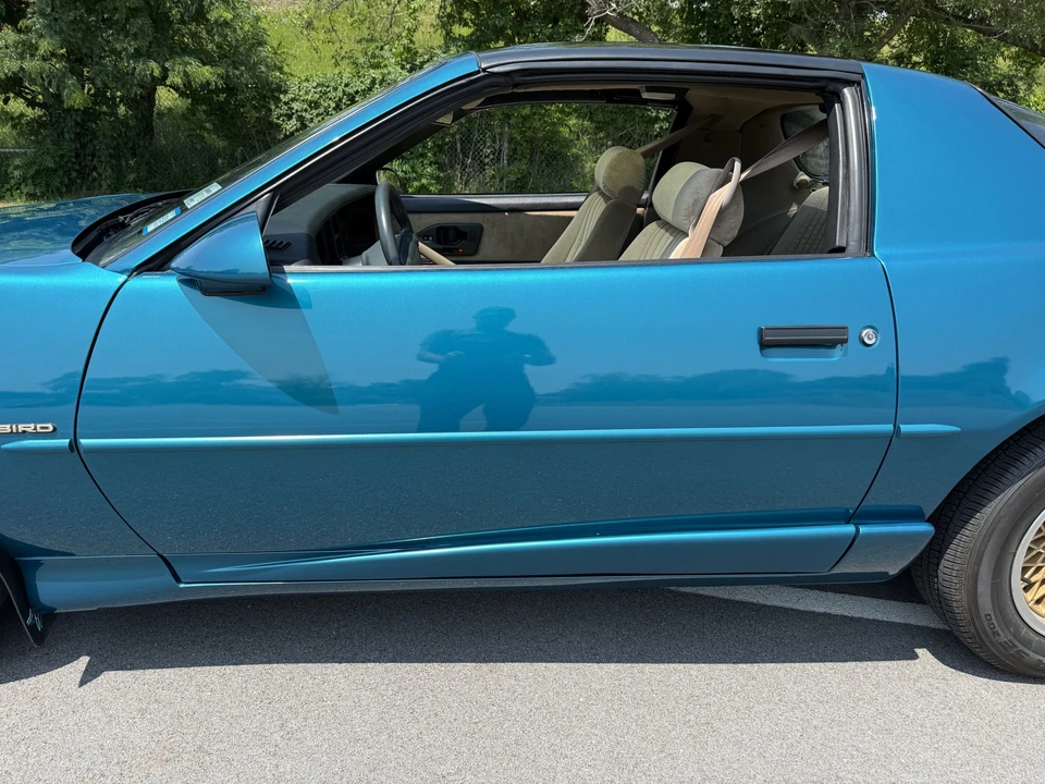 1992 Pontiac Firebird 3rd Gen - Image 16 of 31