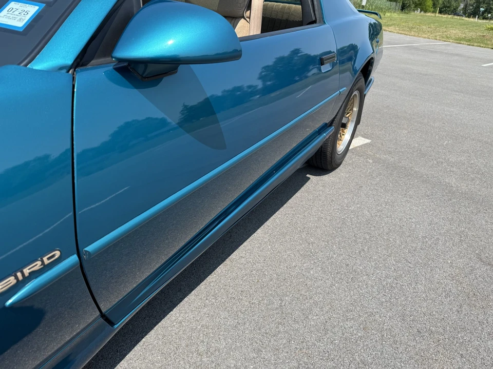 1992 Pontiac Firebird 3rd Gen - Image 17 of 31