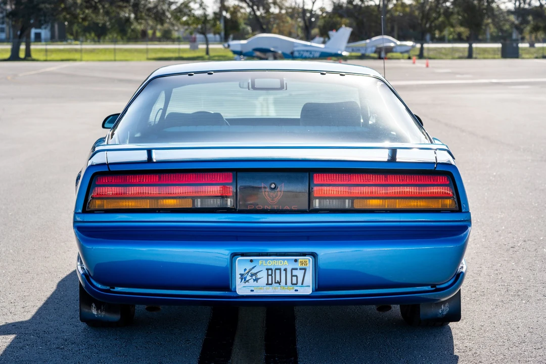 1992 Pontiac Firebird 3rd Gen - Image 20 of 31