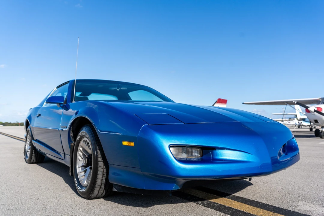 1992 Pontiac Firebird 3rd Gen - Image 11 of 31