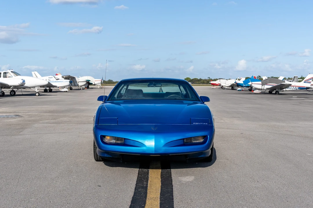 1992 Pontiac Firebird 3rd Gen - Image 2 of 31