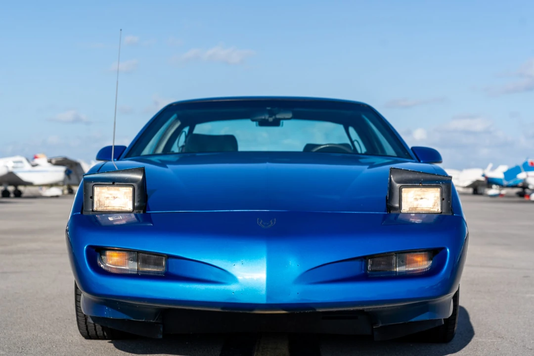 1992 Pontiac Firebird 3rd Gen - Image 15 of 31