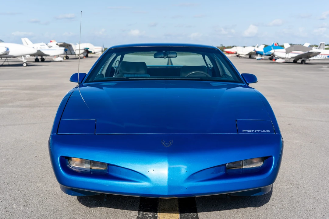 1992 Pontiac Firebird 3rd Gen - Image 10 of 31