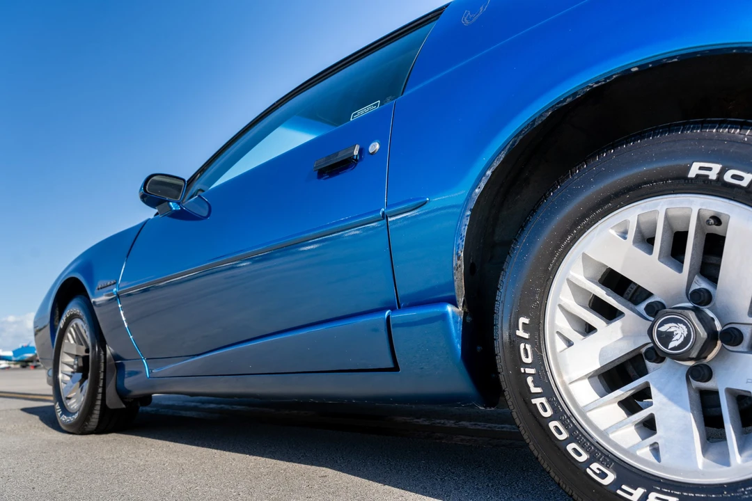 1992 Pontiac Firebird 3rd Gen - Image 28 of 31