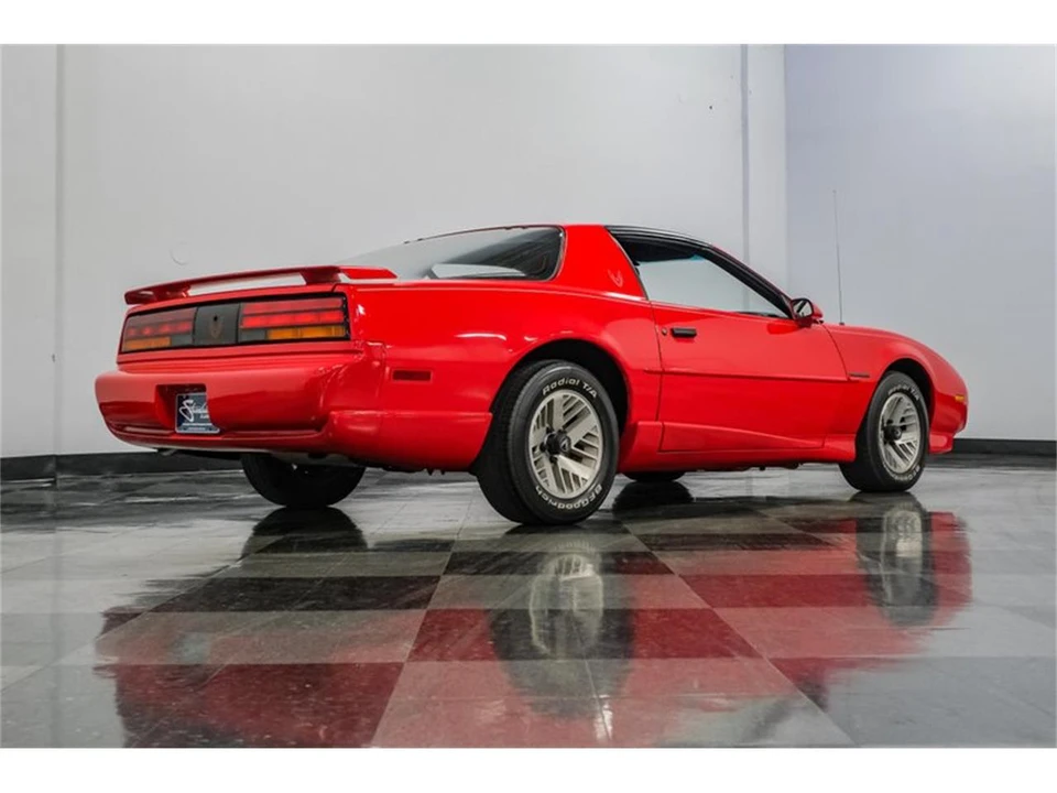 1992 Pontiac Firebird 3rd Gen - Image 27 of 31