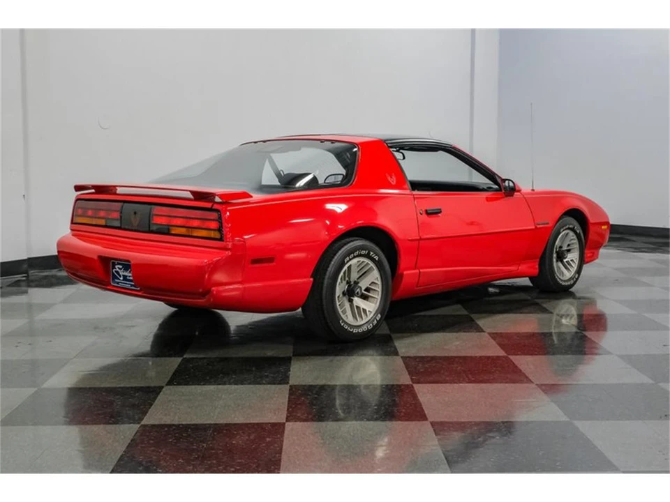 1992 Pontiac Firebird 3rd Gen - Image 12 of 31