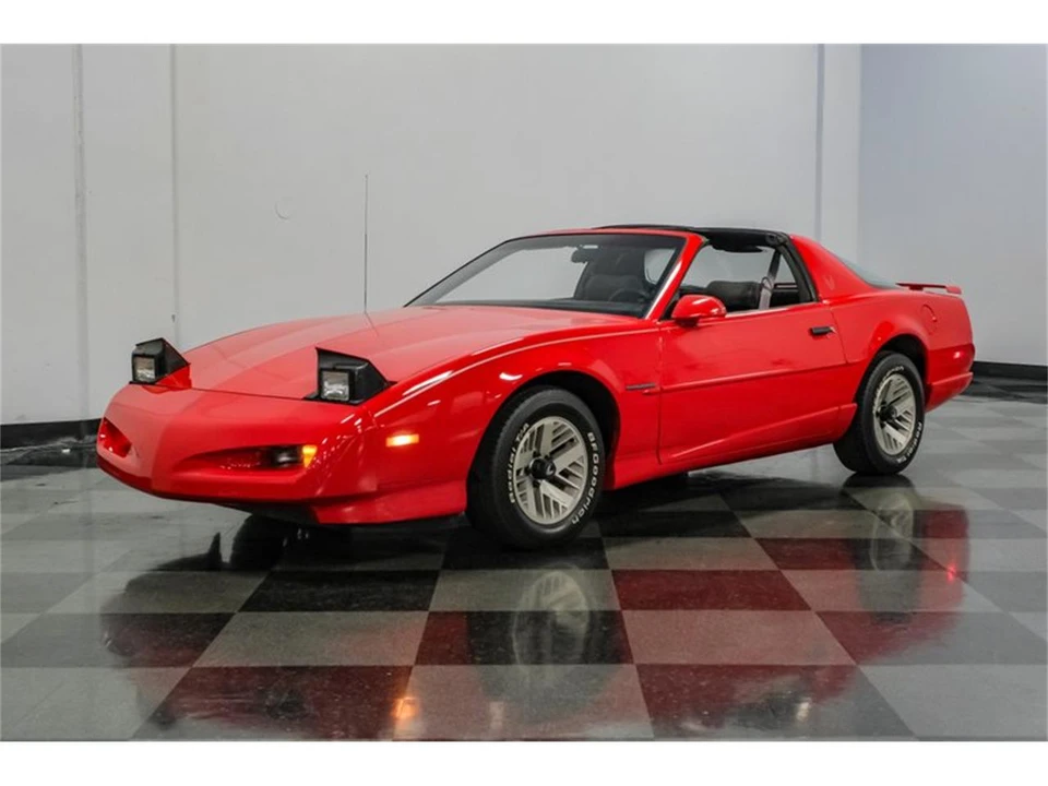 1992 Pontiac Firebird 3rd Gen - Image 20 of 31