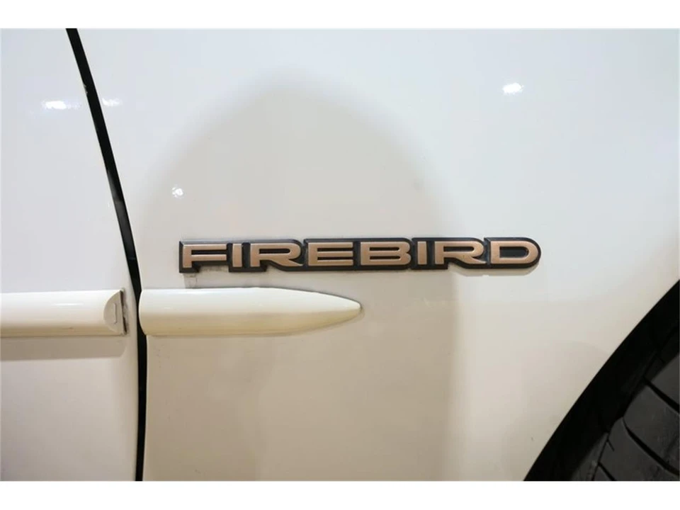 1992 Pontiac Firebird 3rd Gen - Image 28 of 31
