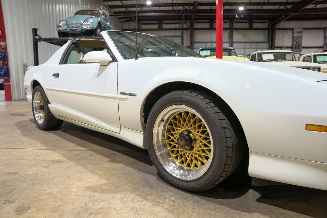 1992 Pontiac Firebird 3rd Gen - Image 31 of 31