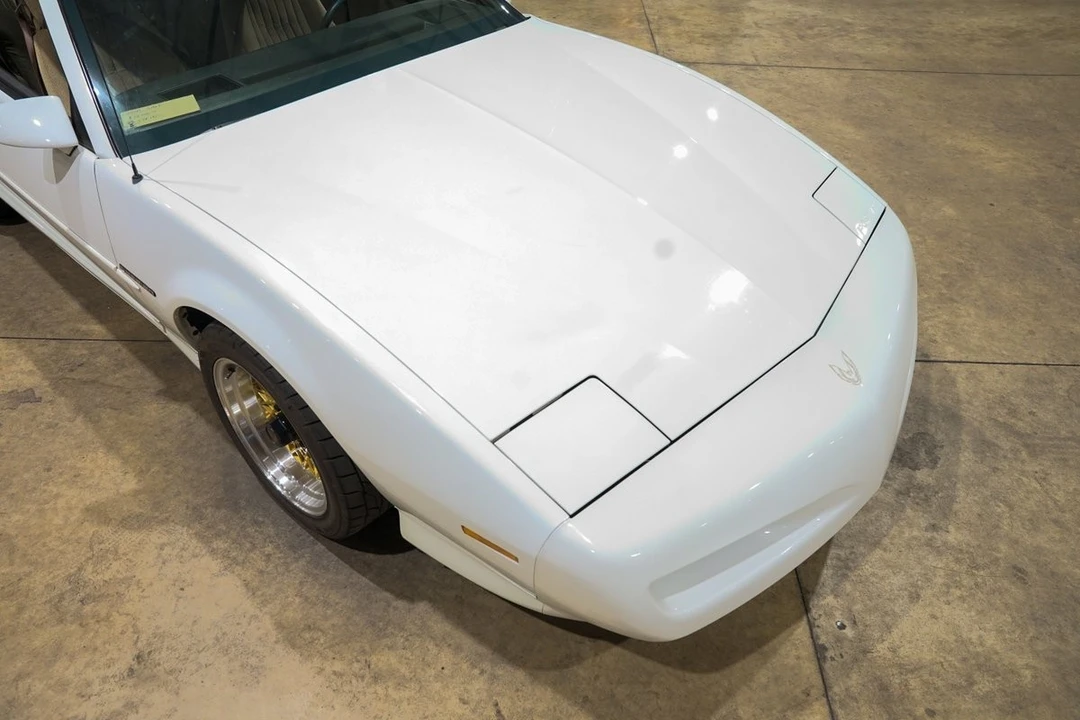 1992 Pontiac Firebird 3rd Gen - Image 18 of 31