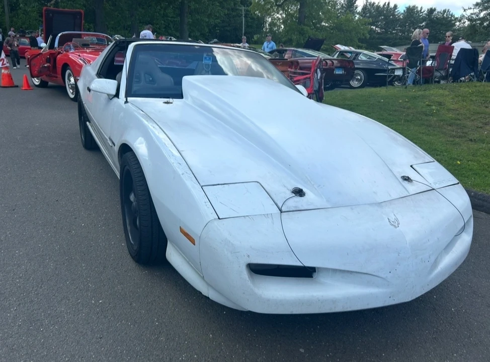 1992 Pontiac Firebird 3rd Gen - Image 2 of 19