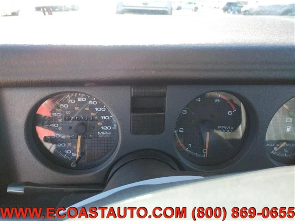 1992 Pontiac Firebird 3rd Gen - Image 9 of 10