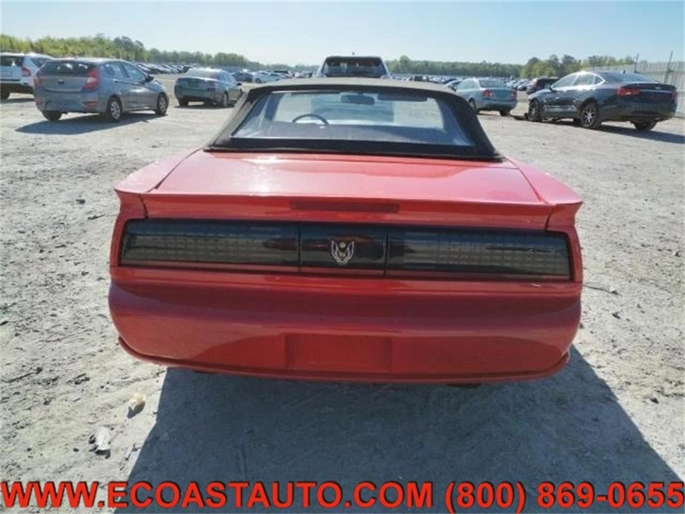 1992 Pontiac Firebird 3rd Gen - Image 6 of 10