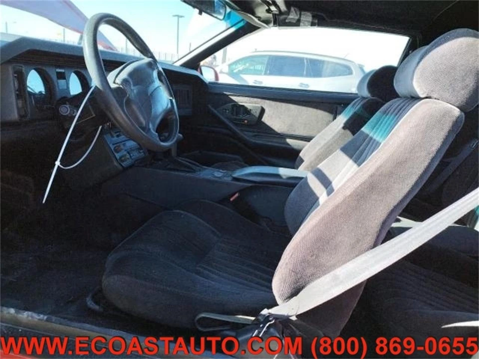 1992 Pontiac Firebird 3rd Gen - Image 7 of 10