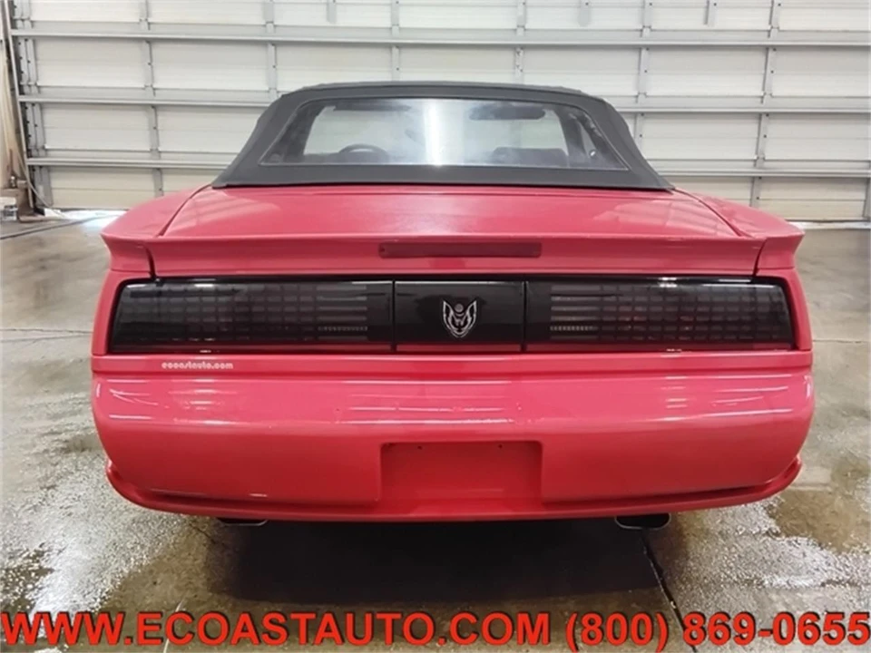 1992 Pontiac Firebird 3rd Gen - Image 8 of 17